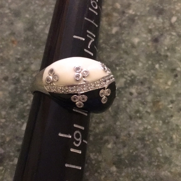 Gorgeous black and white sterling ring - Picture 6 of 6